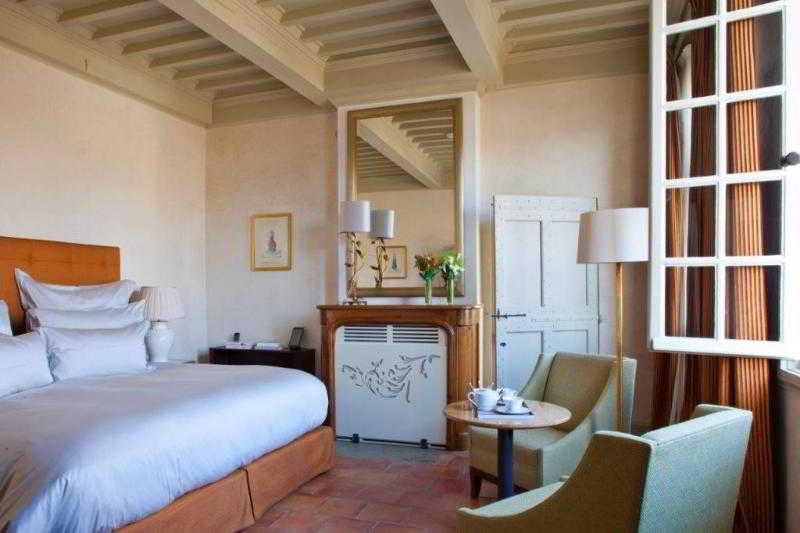 La Maison D'Uzes Relais & Chateaux Exterior photo